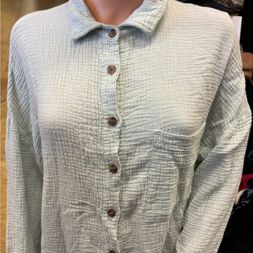 Textured Light Green Button-Up Shirt - Picture 1 of 8
